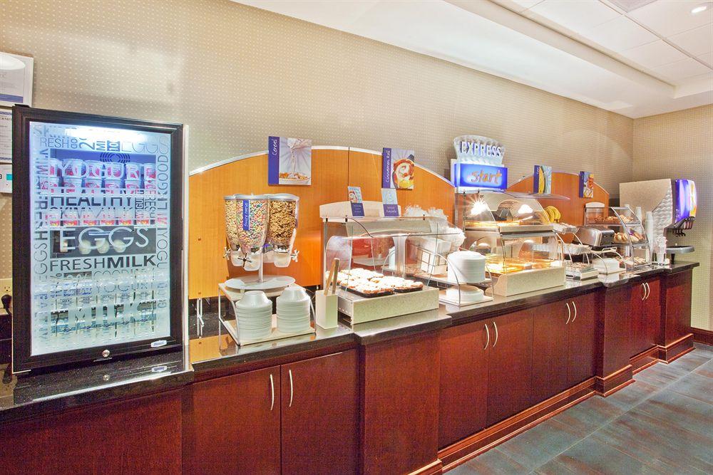 Holiday Inn Express Hotel & Suites Atlanta-Cumming By Ihg Екстериор снимка